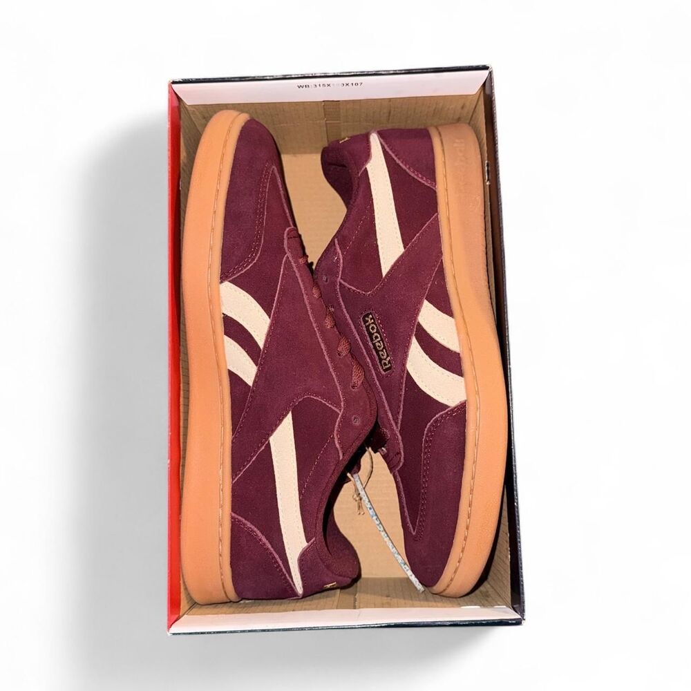 Reebok Forte Lounger Women’s 11 Red Suede Gum Sole Sneakers NIB AR30252W - Picture 7 of 8